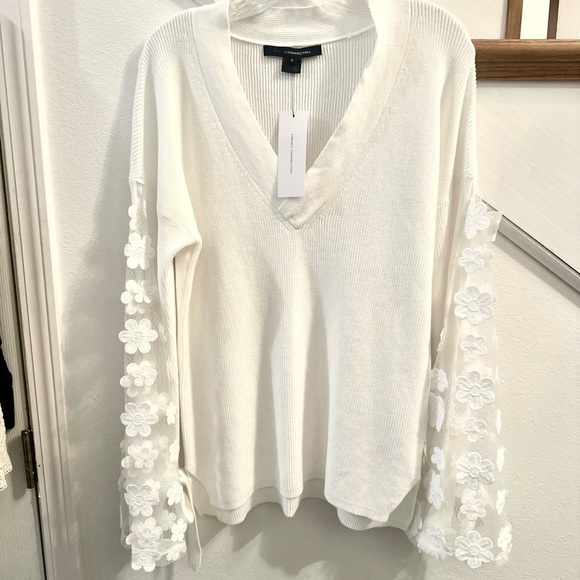 French connection, sheer lace flower sweater, current NWT 10/10 size S runs Big - Picture 4 of 9